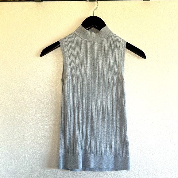 Banana Republic Tops - Banana Republic - XS thin gray sleeveless high neck shirt